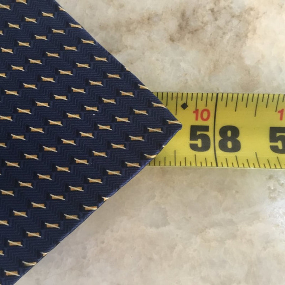 BILL BLASS SILK TIE (BLACK LABEL) - Picture 7 of 8